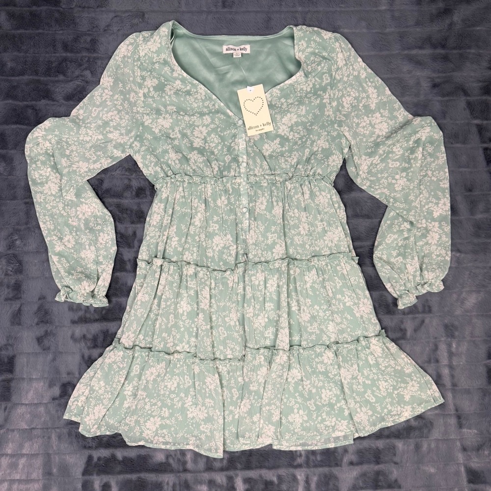Allison + Kelly Sage Green Floral Tiered Mini Dress Long Sleeve V-Neck Medium